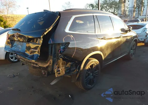 2021 Honda Pilot 2Wd Special Edition z USA, uszkodzony, nr VIN 5FNYF5H25MB032759